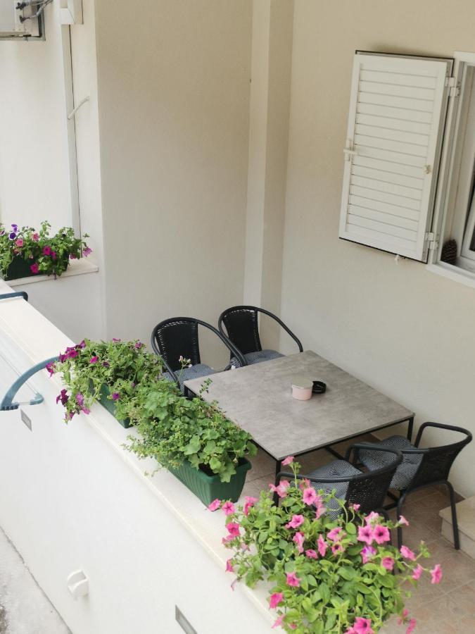 Apartment Lijana Sea View Tučepi Oda fotoğraf